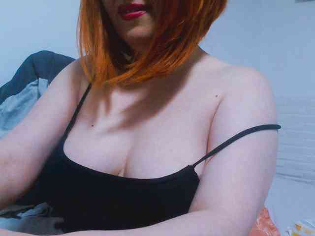 CrazyMary777 webcam