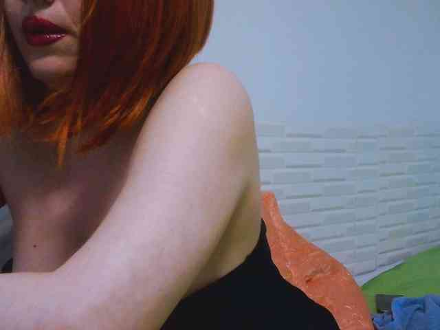 CrazyMary777 webcam