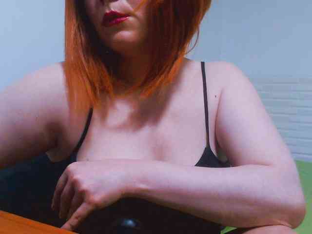 CrazyMary777 webcam