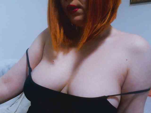 CrazyMary777 webcam