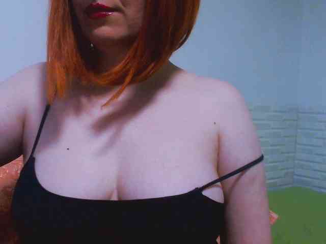 CrazyMary777 webcam