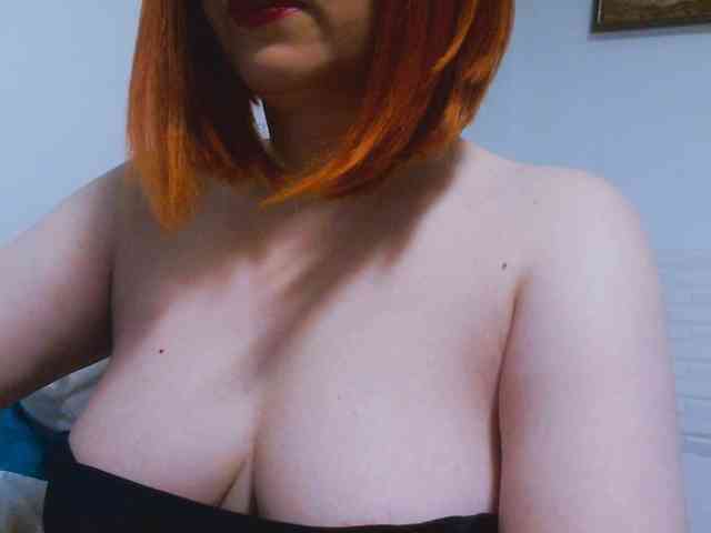CrazyMary777 webcam