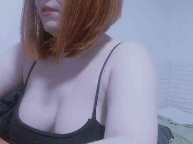 CrazyMary777 webcam