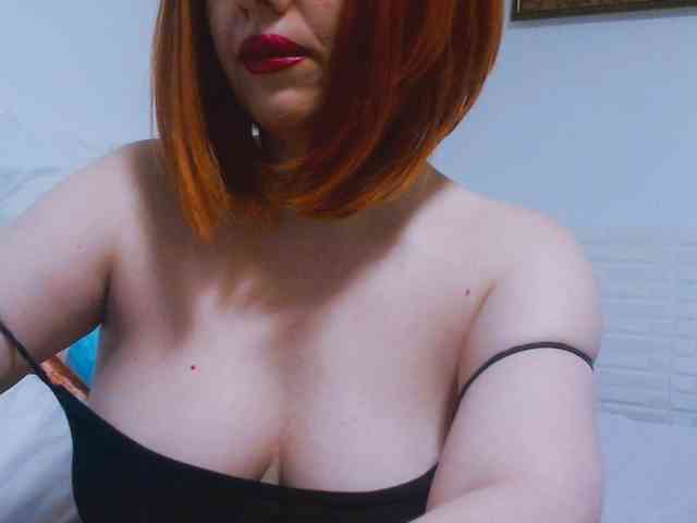 CrazyMary777 webcam
