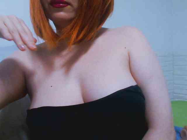 CrazyMary777 webcam