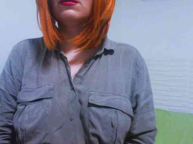 CrazyMary777 webcam