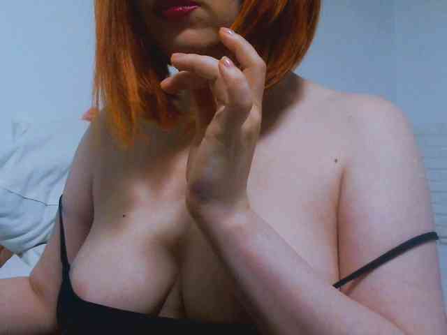 CrazyMary777 webcam