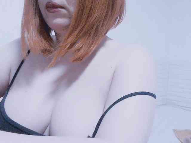 CrazyMary777 webcam