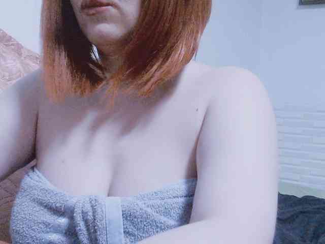 CrazyMary777 webcam