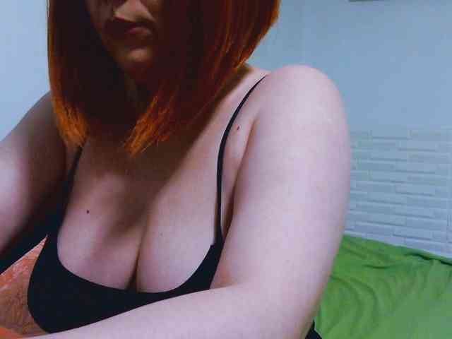 CrazyMary777 webcam
