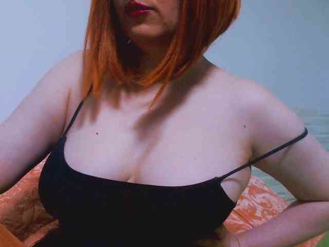 CrazyMary777 webcam