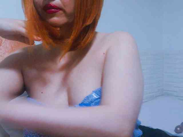 CrazyMary777 webcam
