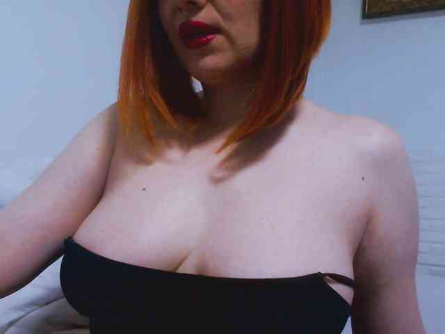 CrazyMary777 webcam