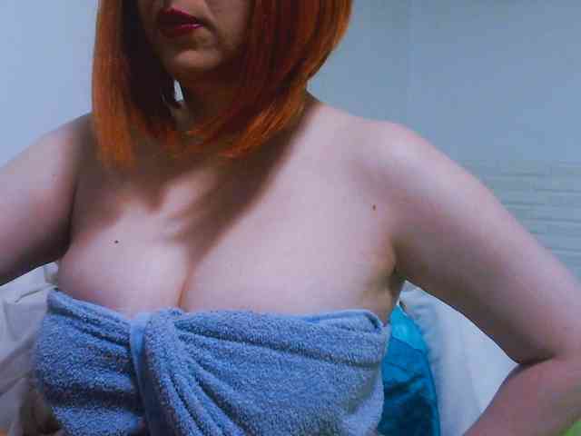 CrazyMary777 webcam