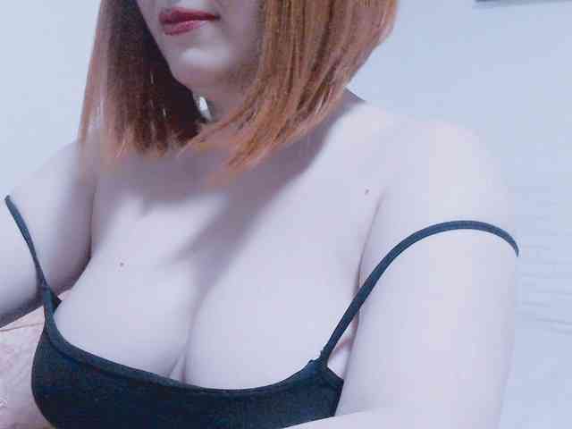 CrazyMary777 webcam