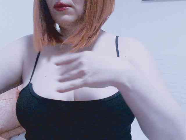 CrazyMary777 webcam