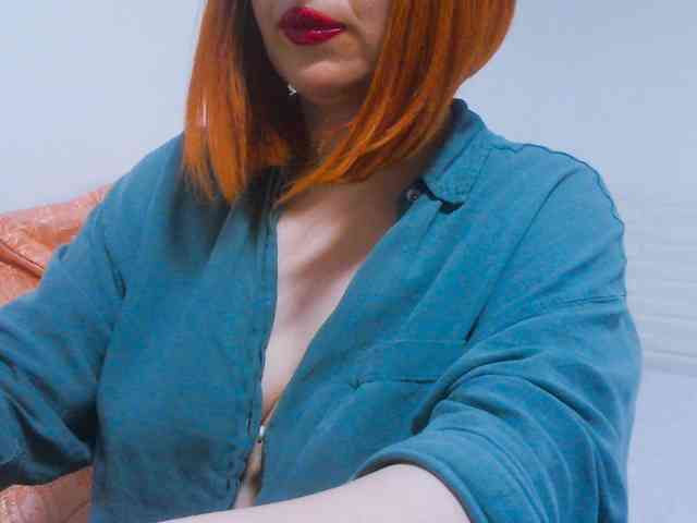 CrazyMary777 webcam