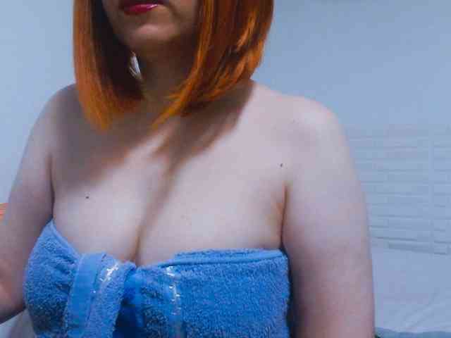 CrazyMary777 webcam