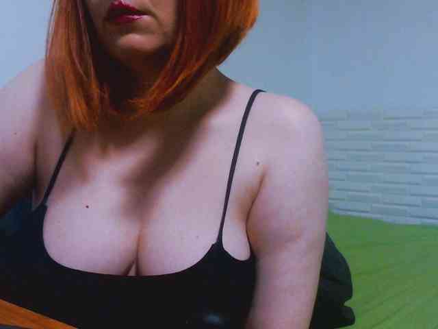 CrazyMary777 webcam