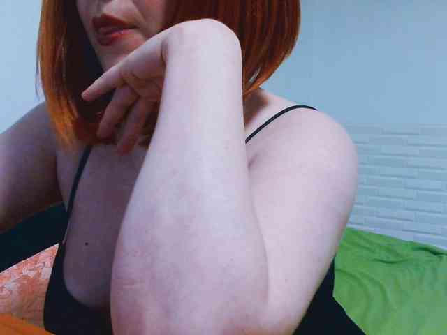 CrazyMary777 webcam