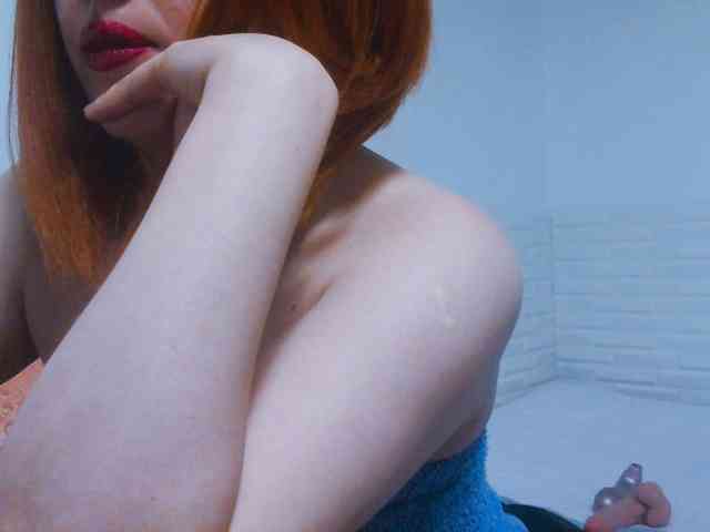CrazyMary777 webcam