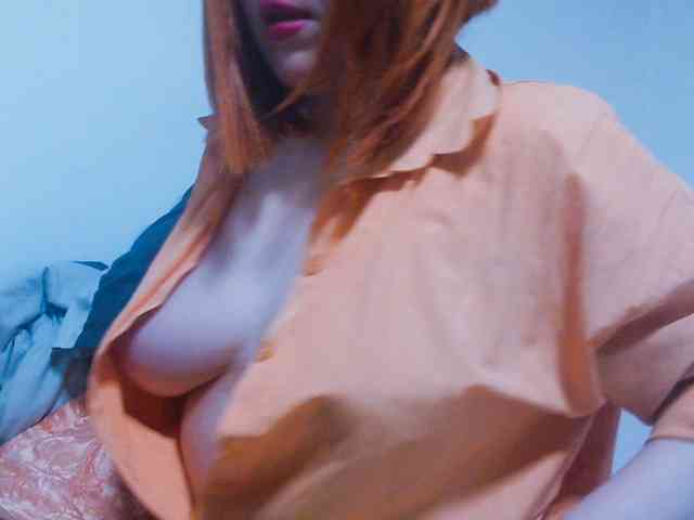 CrazyMary777 webcam