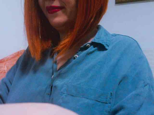 CrazyMary777 webcam