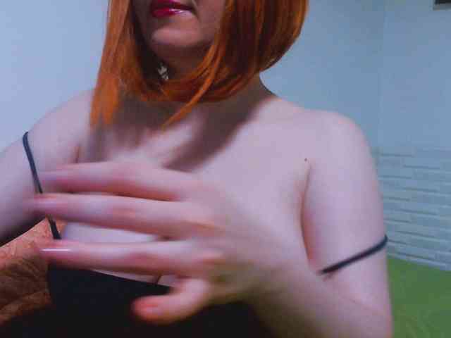 CrazyMary777 webcam