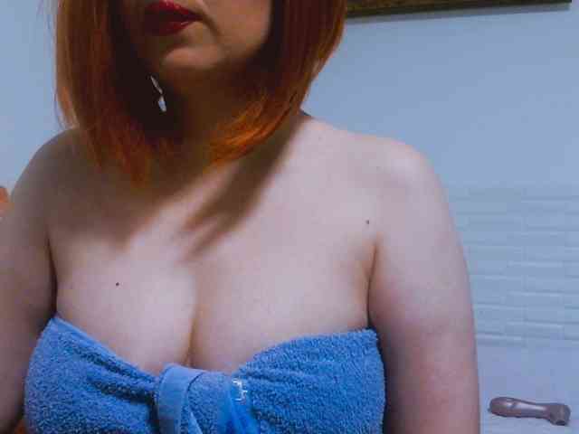 CrazyMary777 webcam