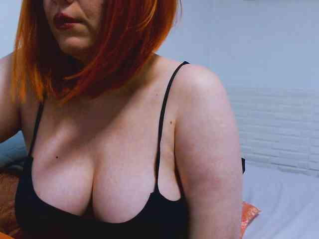 CrazyMary777 webcam