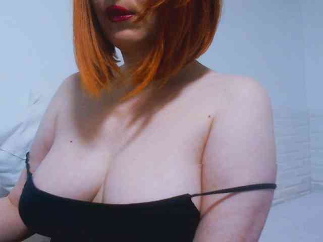 CrazyMary777 webcam