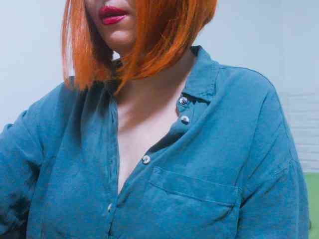 CrazyMary777 webcam