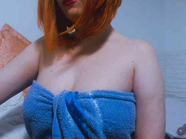 CrazyMary777 webcam