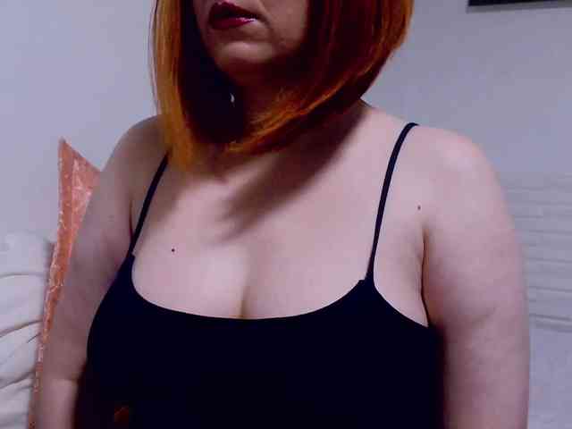 CrazyMary777 webcam