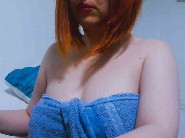 CrazyMary777 webcam