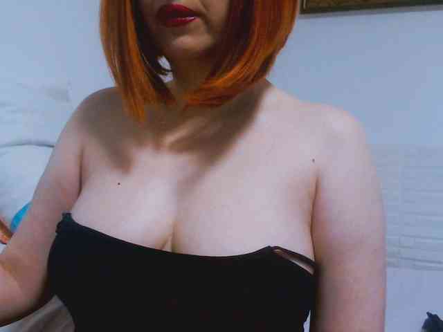CrazyMary777 webcam