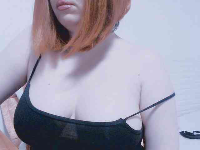 CrazyMary777 webcam