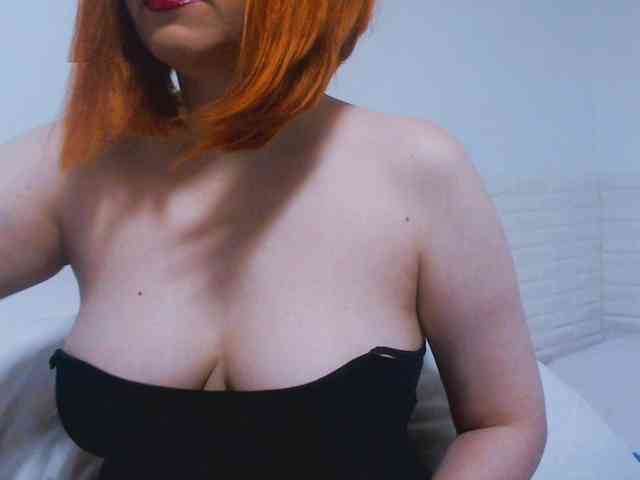 CrazyMary777 webcam