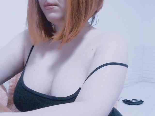 CrazyMary777 webcam