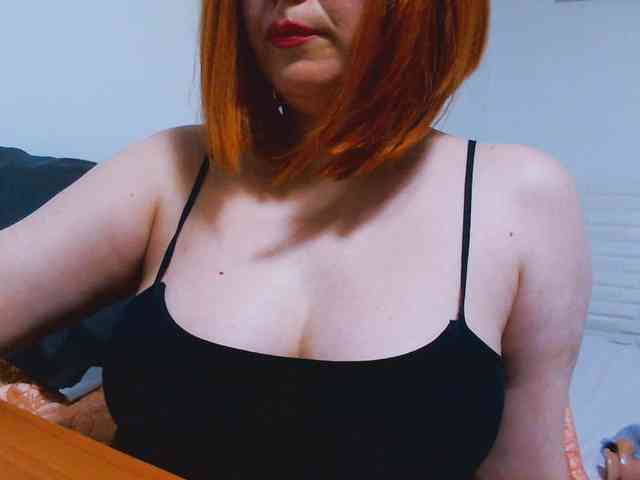 CrazyMary777 webcam