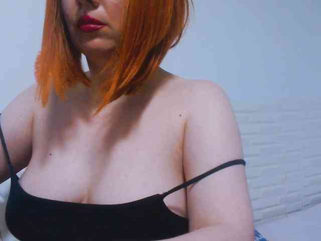 CrazyMary777 webcam