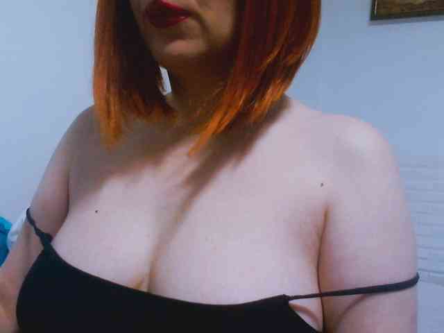 CrazyMary777 webcam