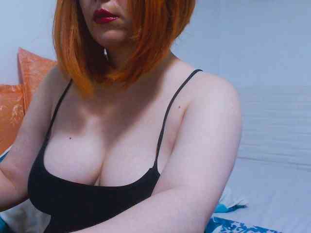 CrazyMary777 webcam