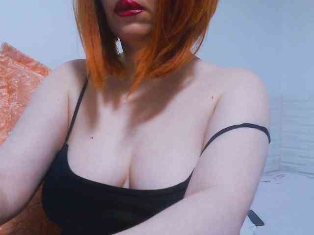CrazyMary777 webcam