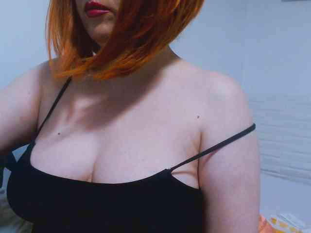 CrazyMary777 webcam