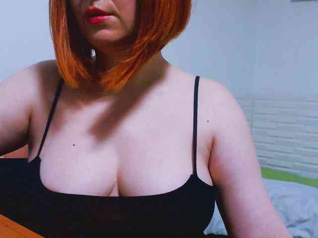CrazyMary777 webcam