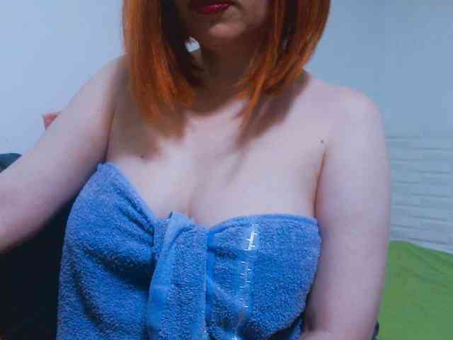 CrazyMary777 webcam