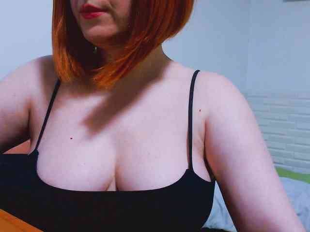 CrazyMary777 webcam