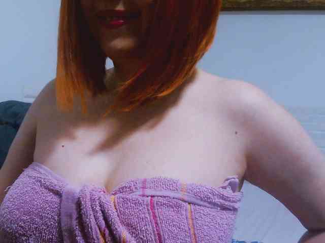 CrazyMary777 webcam
