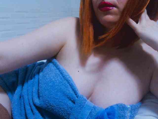 CrazyMary777 webcam
